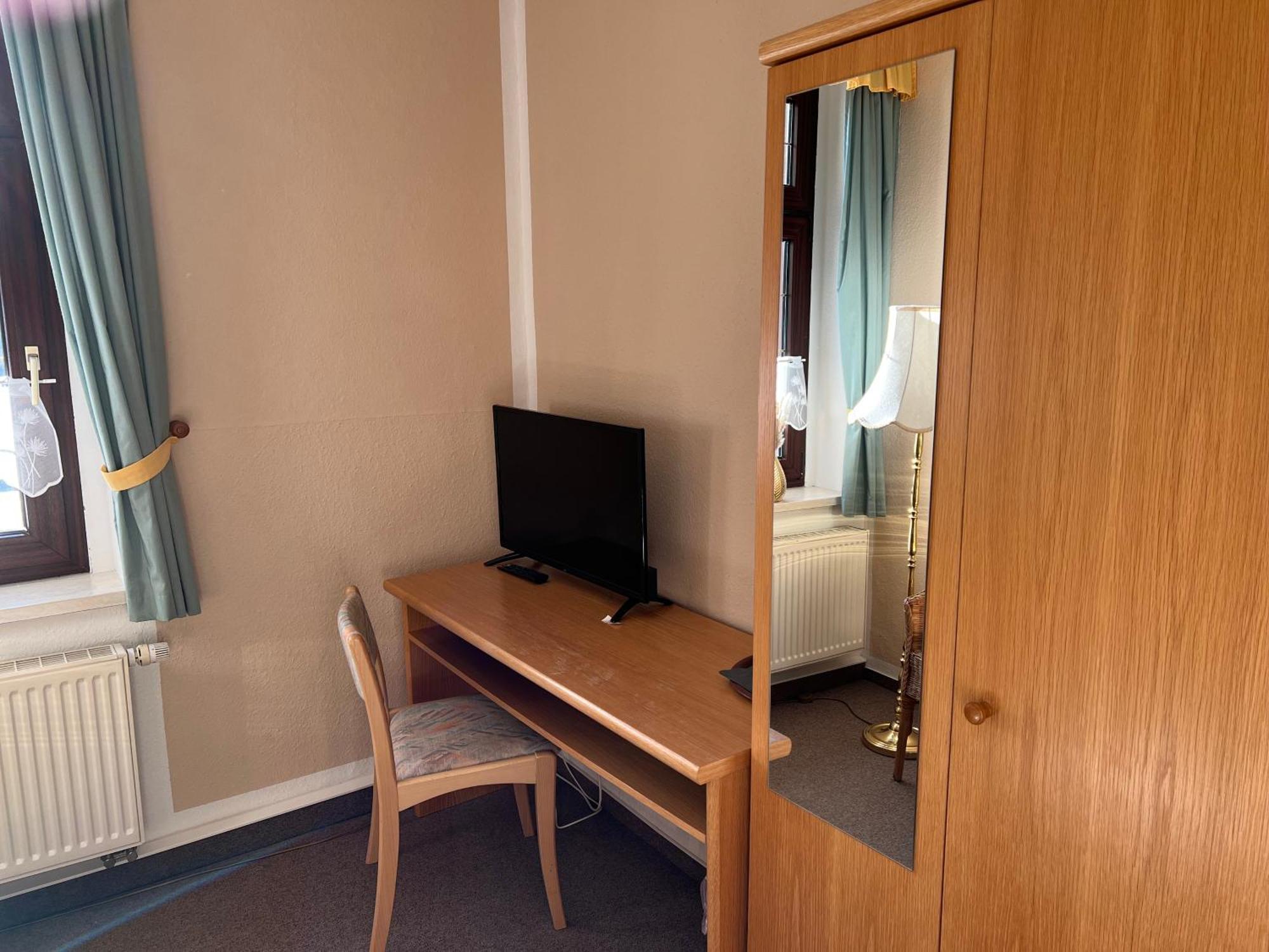Gasthof Und Pension Hammerschaenke Wildenthal Quarto foto
