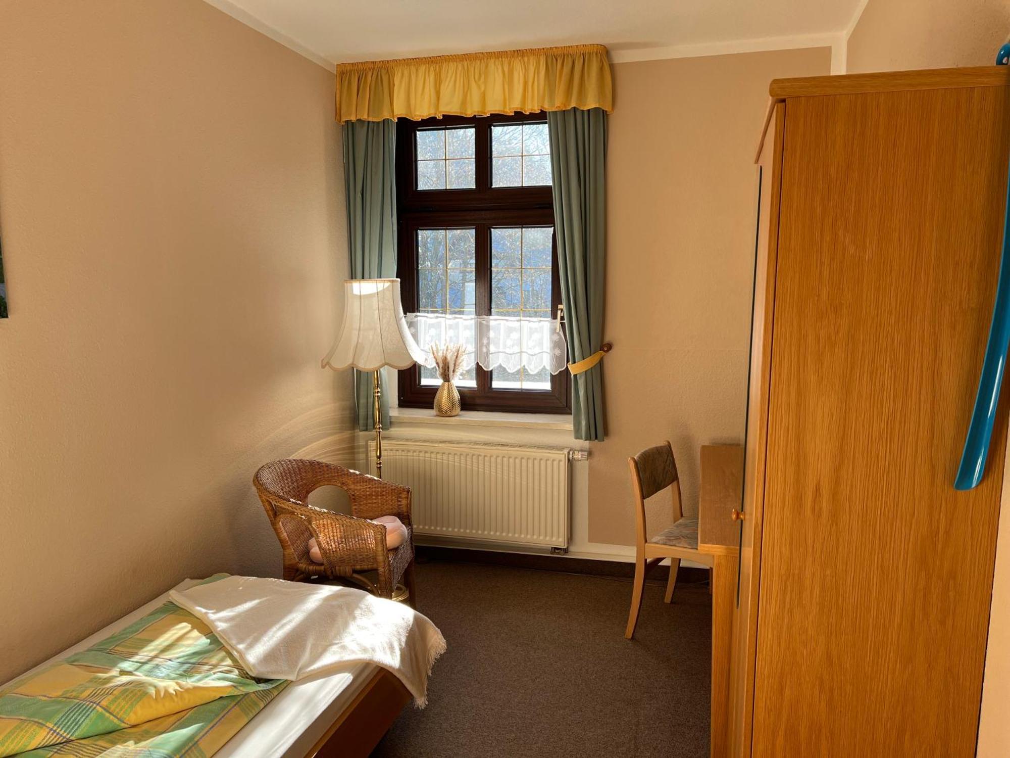 Gasthof Und Pension Hammerschaenke Wildenthal Quarto foto